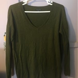Green American eagle sweater